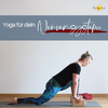 Yoga für dein Nervensystem - Christine ist in der Yogapose "Sprinter" zu sehen, unter den Händen hat sie zwei Yogablöcke