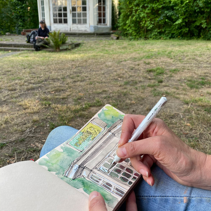 RobertaBergmann_UrbanSketching-850x850.jpg