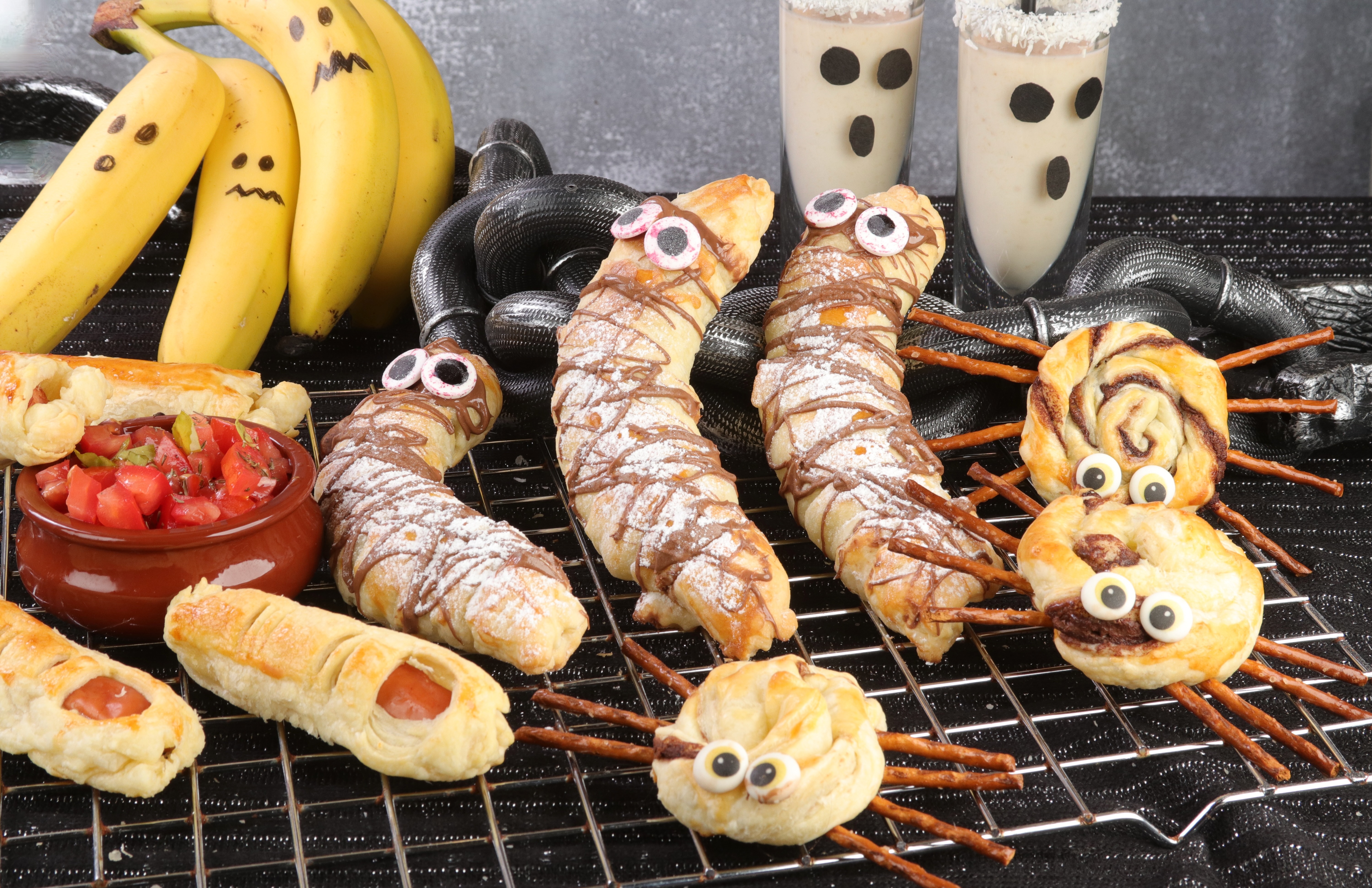 Halloween-Deko 2 2025-5996x3879.jpeg