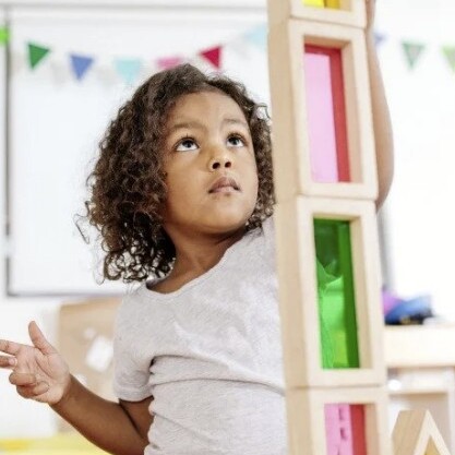 Bild zum Online Vortrag Sensorische Bedürfnisse neurodivergenter Kinder im Blick