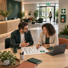 Betriebliche Gewaltprävention: Team plant Schutzmaßnahmen und sichere Arbeitsabläufe