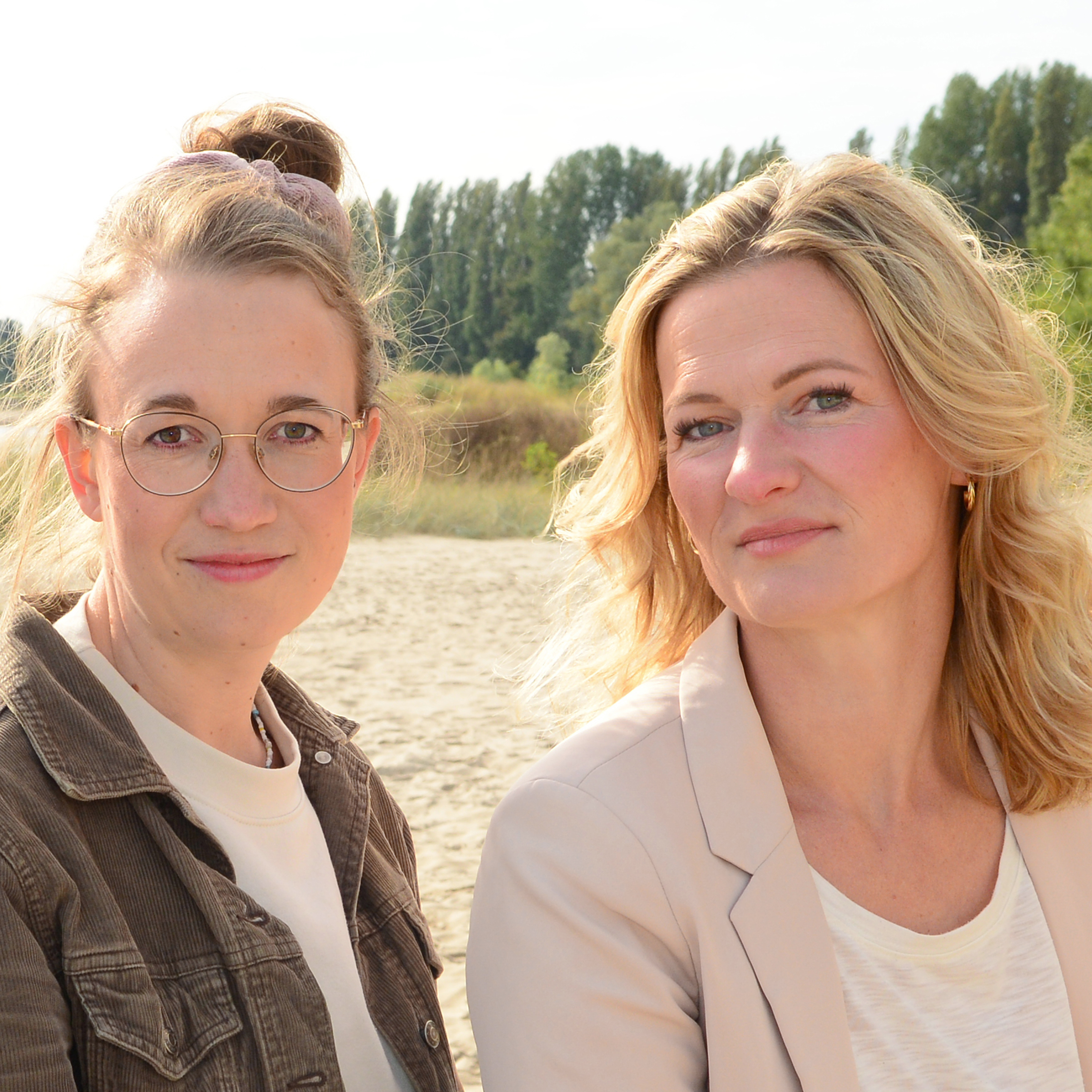 Nina und Dana-4000x4000.jpg