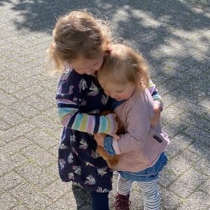 kinder-301x301.jpg