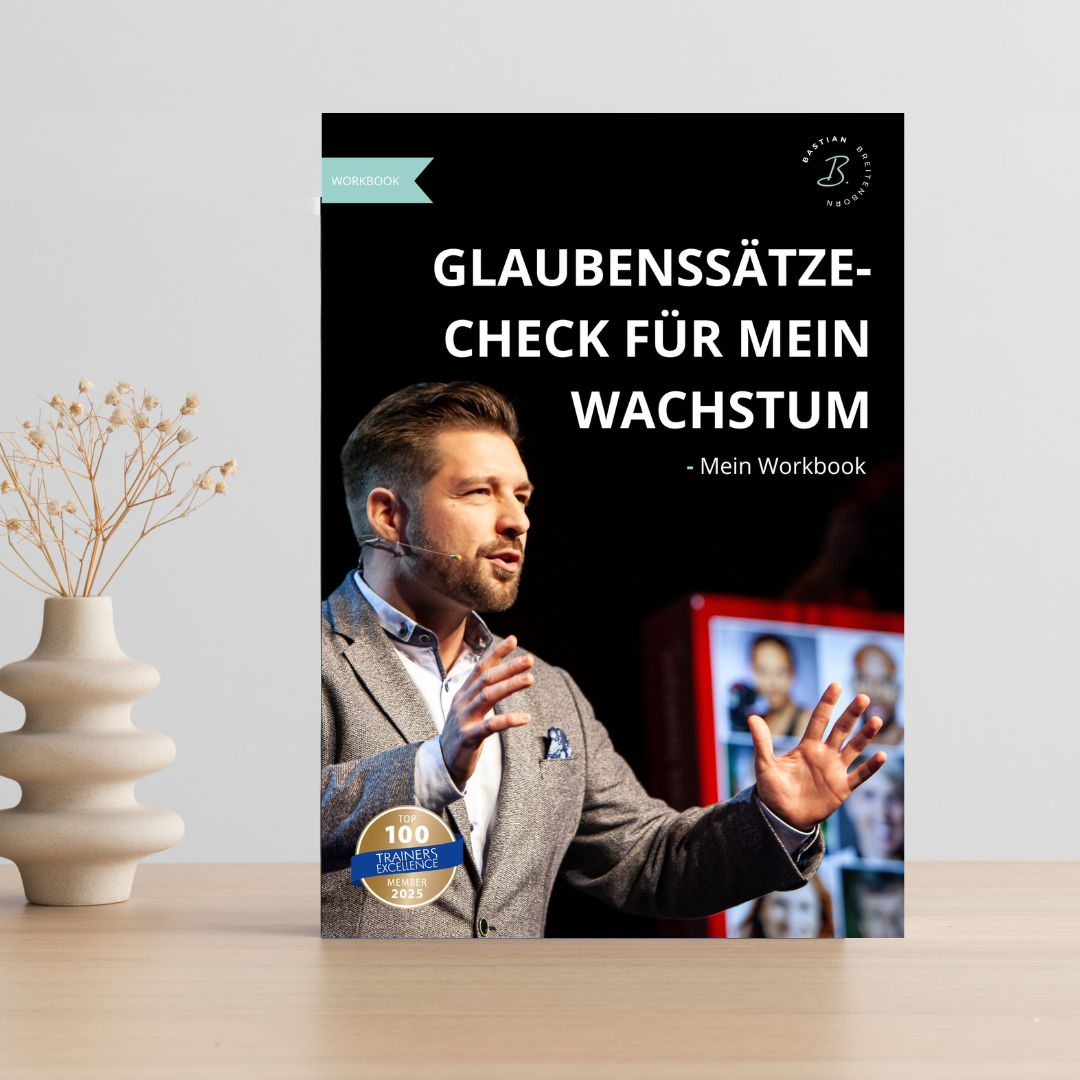 Mockups 11-1080x1080.png